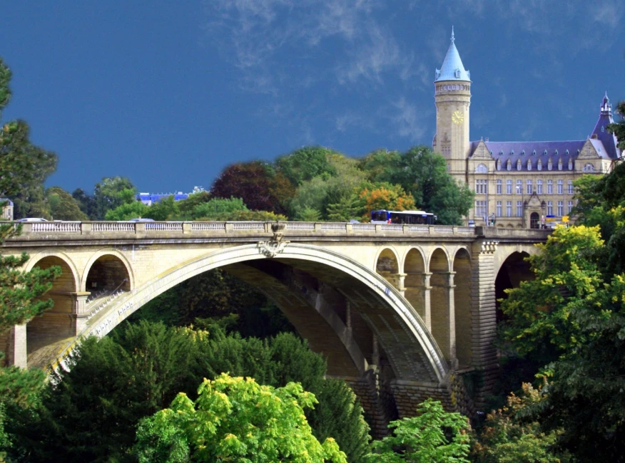 Luxembourg_Pont_Adolphe_1