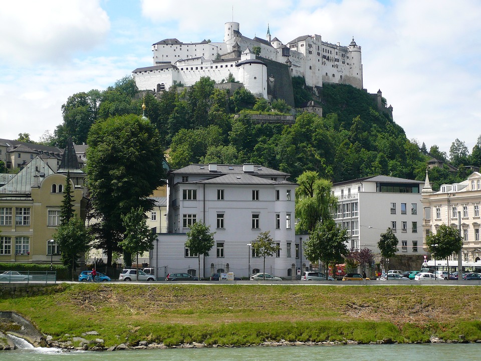 salzburg-1534093_960_720